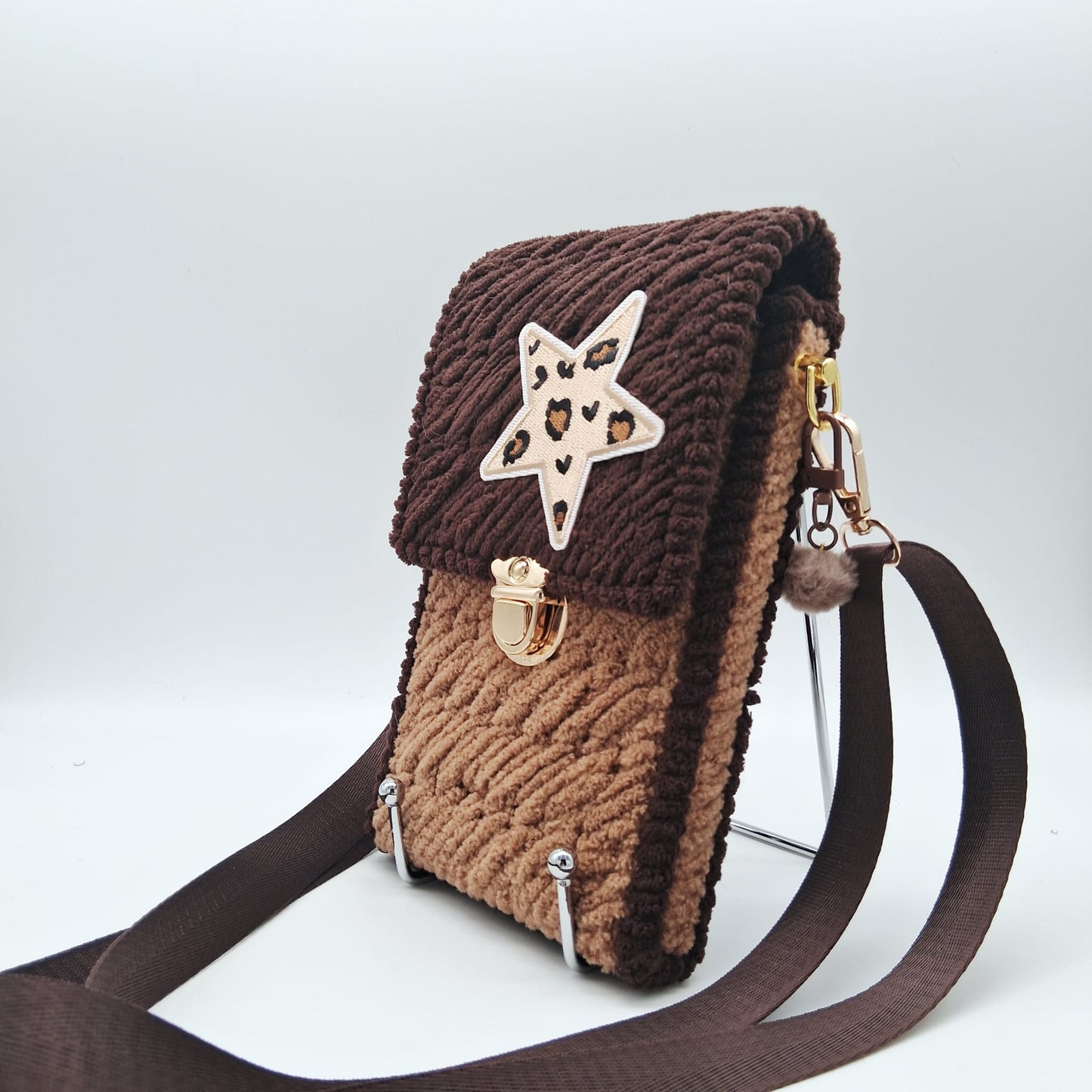 Pochette "Léo"
