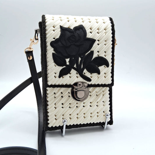 Pochette "Black Rose"